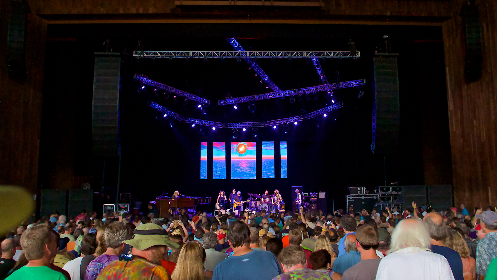 Further
The Mann Center
Philadelphia, Pa 
July 13, 2013 

DerekBrad.com